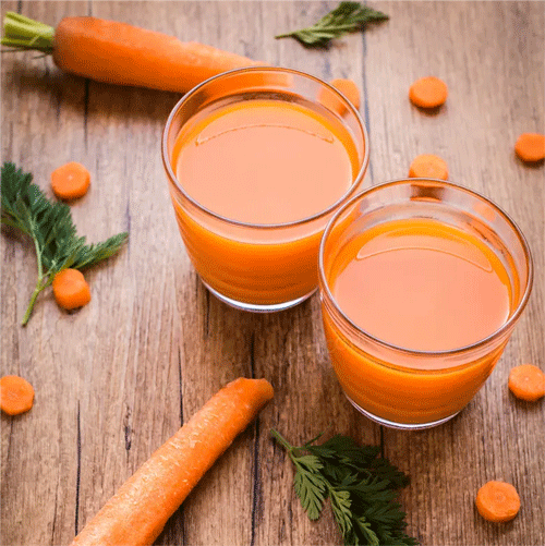 Carrot juice made with a blender