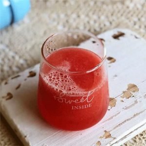 Tomato juice made by blender